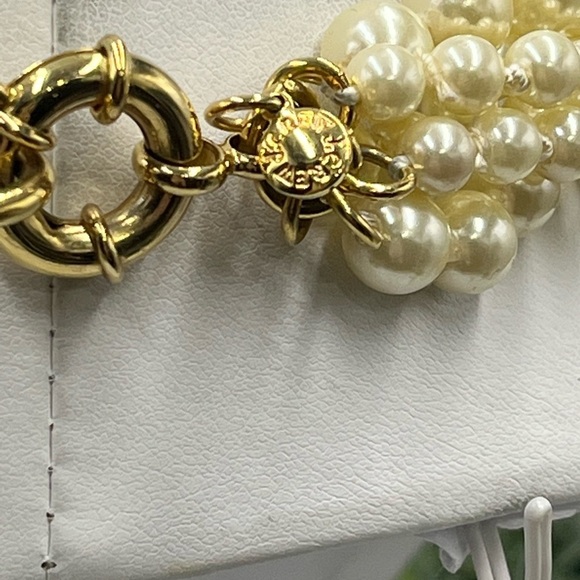J. Crew Signed Chunky 5-Strand Cream Colored individually Knotted Pearl Necklace - Picture 10 of 11